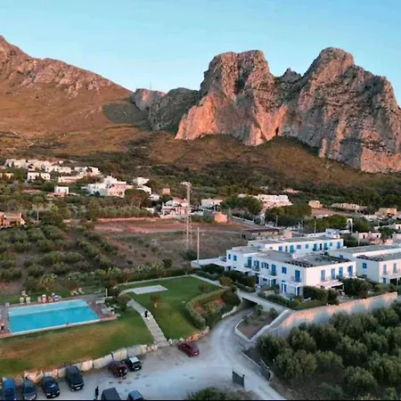 Macari Residence Central Apartment Holiday home *
